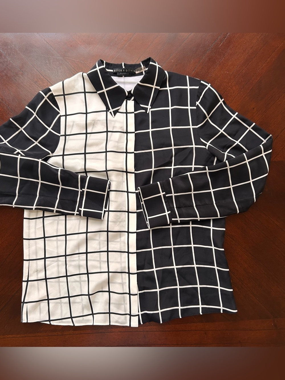 Alice + Olivia Black and White Grid-Block Long Sleeve Shirt size S